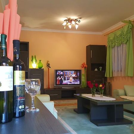 Apartment Andric 2 Требинє Екстер'єр фото