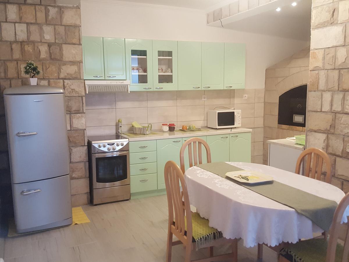 Apartment Andric 2 Требинє Екстер'єр фото